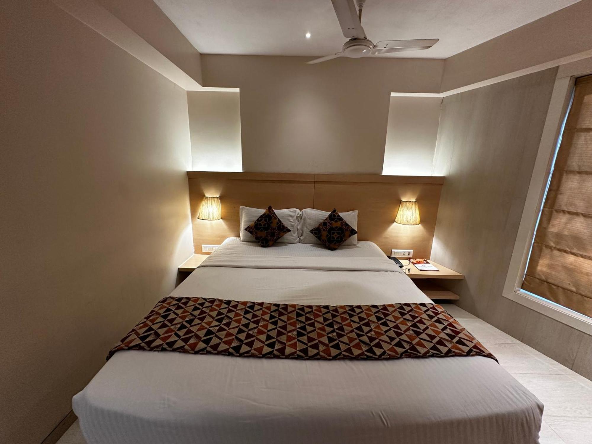 South Coast Hotel Wagle Estate Thane Exterior foto